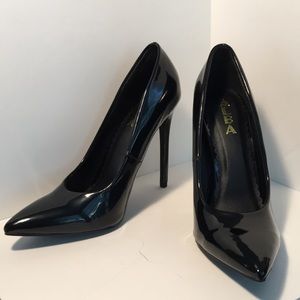 Barely Worn! Alba Black Stilletos